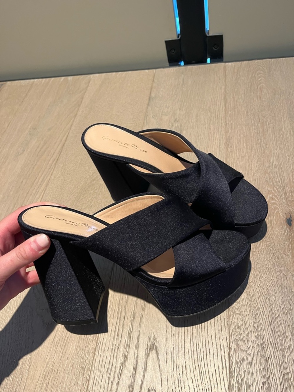 GIANVITO ROSSI Satin-jersey platform mules - Picture 8 of 11
